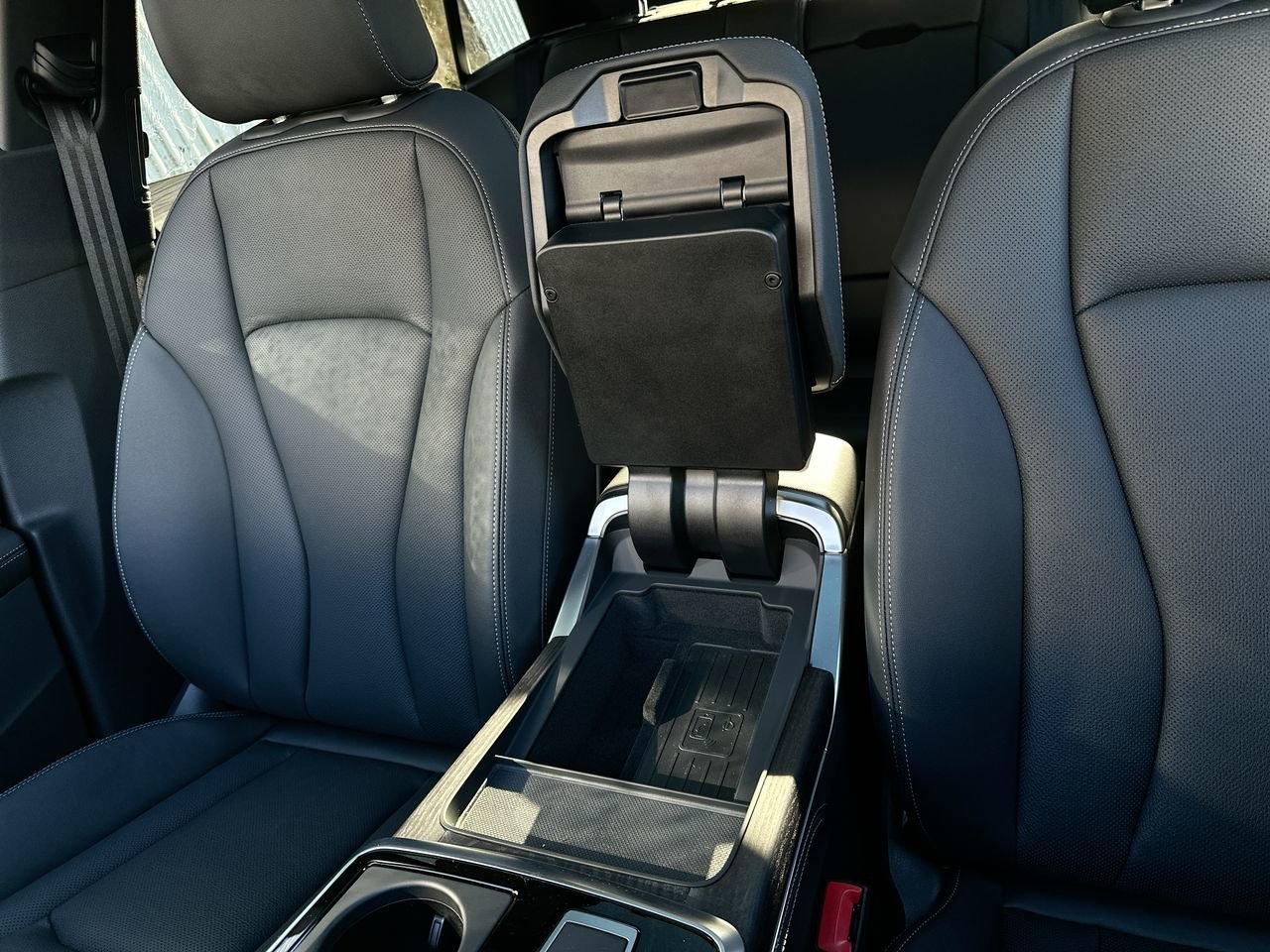 2025 Audi Q8 55 Progressiv, Vancouver, Cash