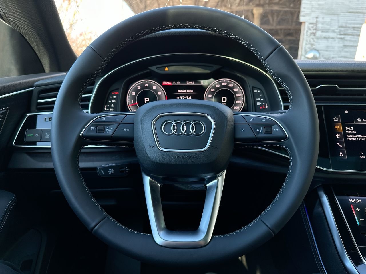 2025 Audi Q8 55 Progressiv, Vancouver, Cash