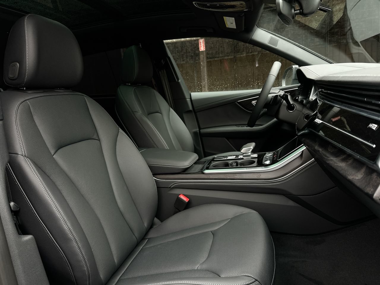 2025 Audi Q8 55 Technik, Vancouver, Cash