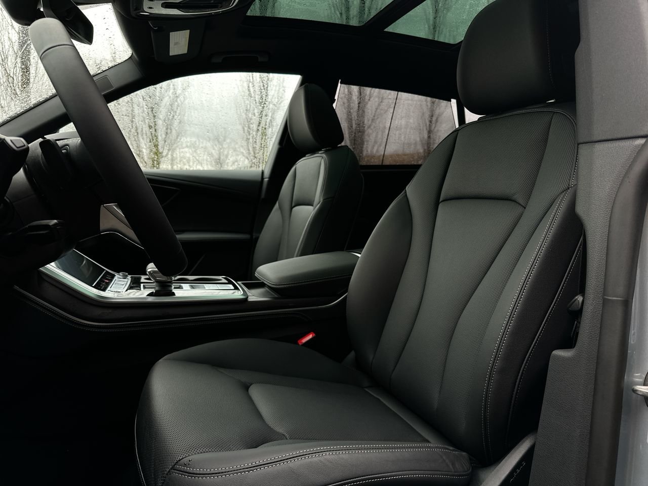 2025 Audi Q8 55 Technik, Vancouver, Cash