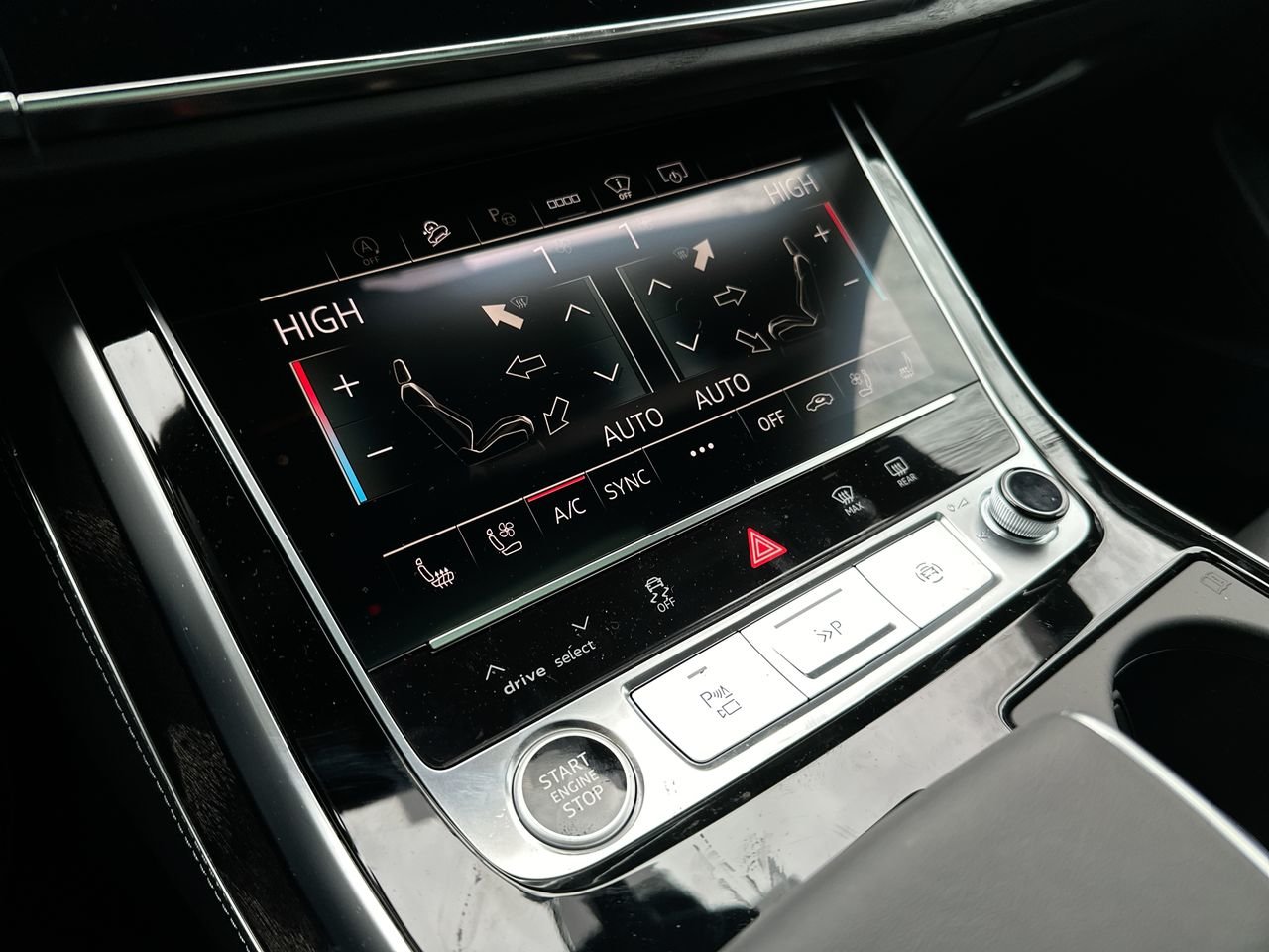 2025 Audi Q8 55 Technik, Vancouver, Cash