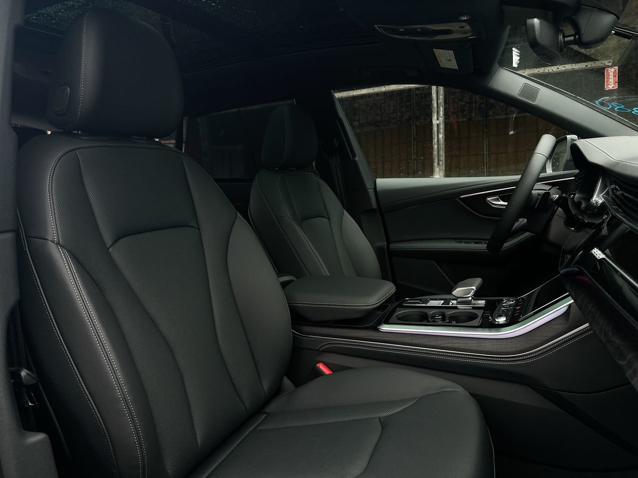 2025 Audi Q8 55 Technik, Vancouver, Cash