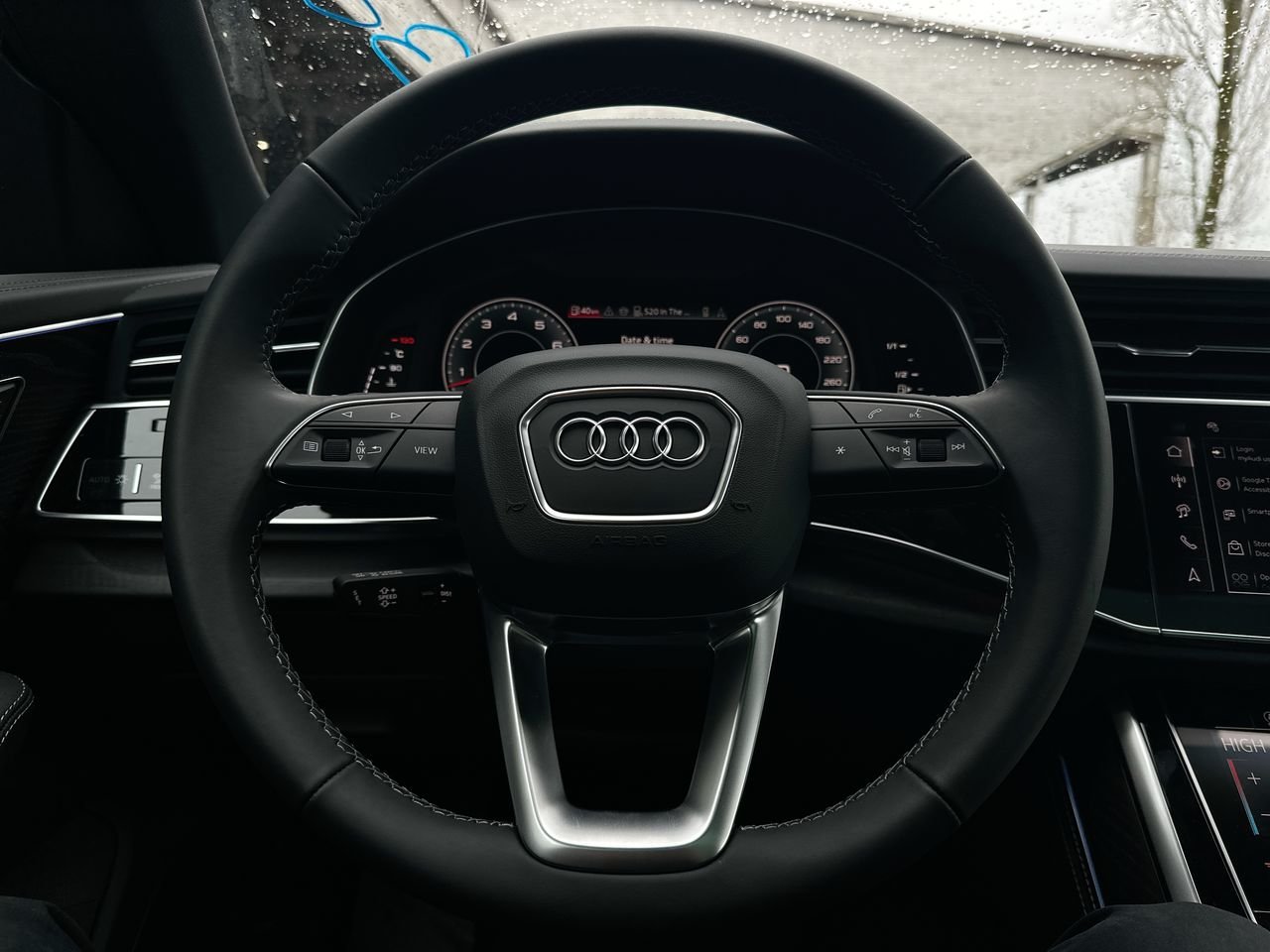 2025 Audi Q8 55 Technik, Vancouver, Cash