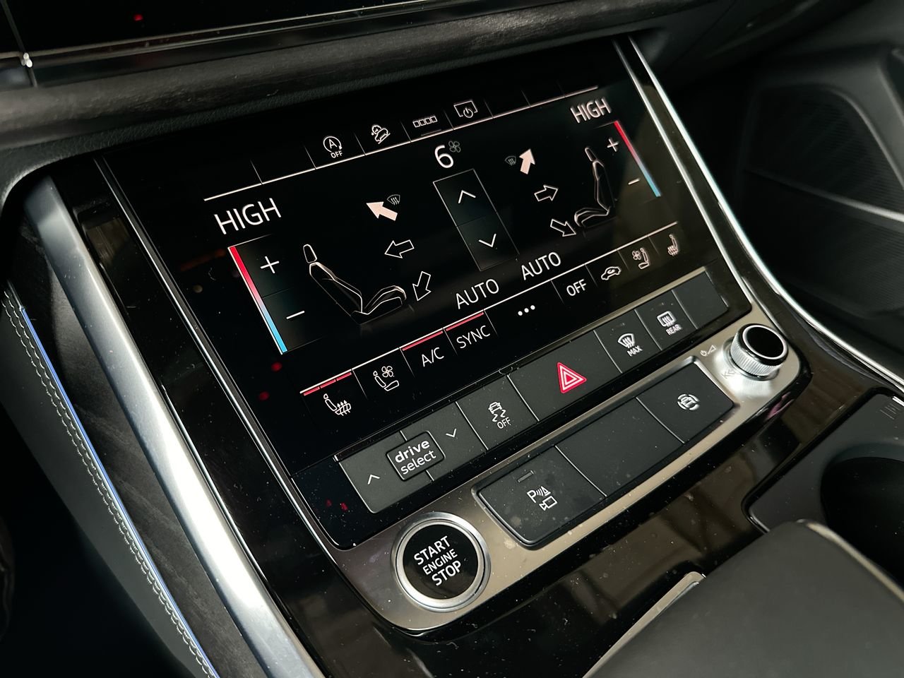 2025 Audi Q8 55 Progressiv, Vancouver, Cash
