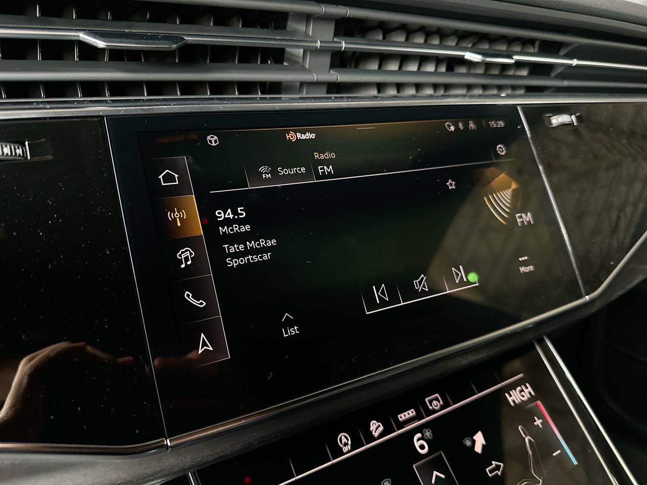 2025 Audi Q8 55 Progressiv, Vancouver, Cash