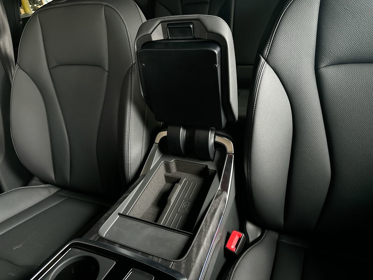 2025 Audi Q8 55 Progressiv, Vancouver, Cash