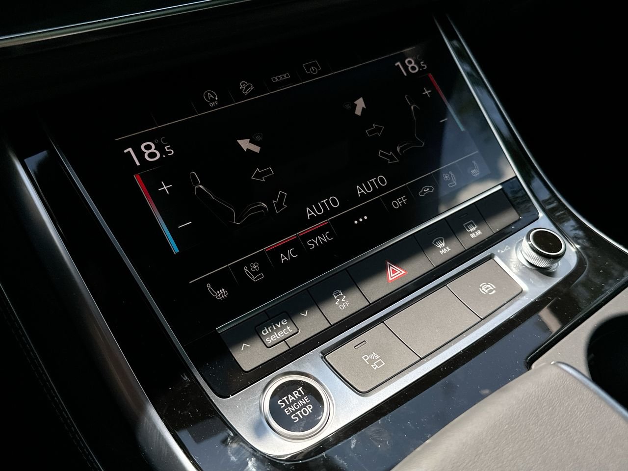 2025 Audi Q8 55 Progressiv, Vancouver, Cash
