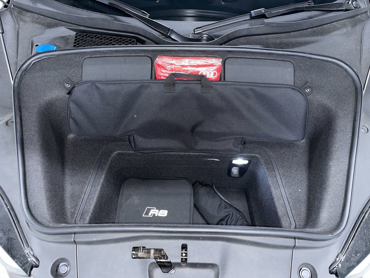 2018 Audi R8 5.2 V10, Vancouver, Cash