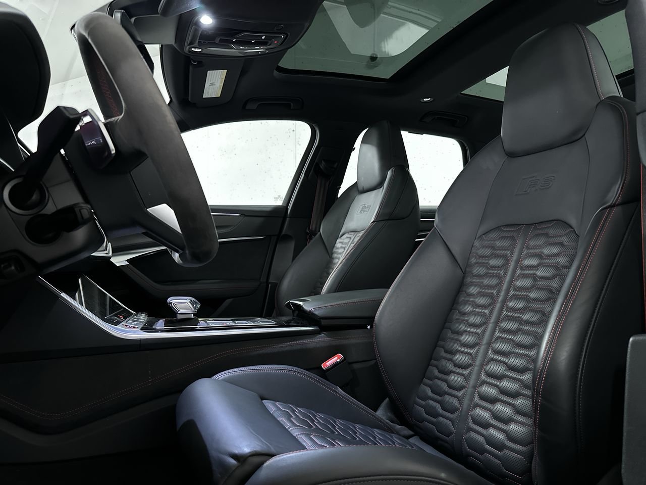 2022 Audi RS 6 Avant 4.0T, Vancouver, Cash
