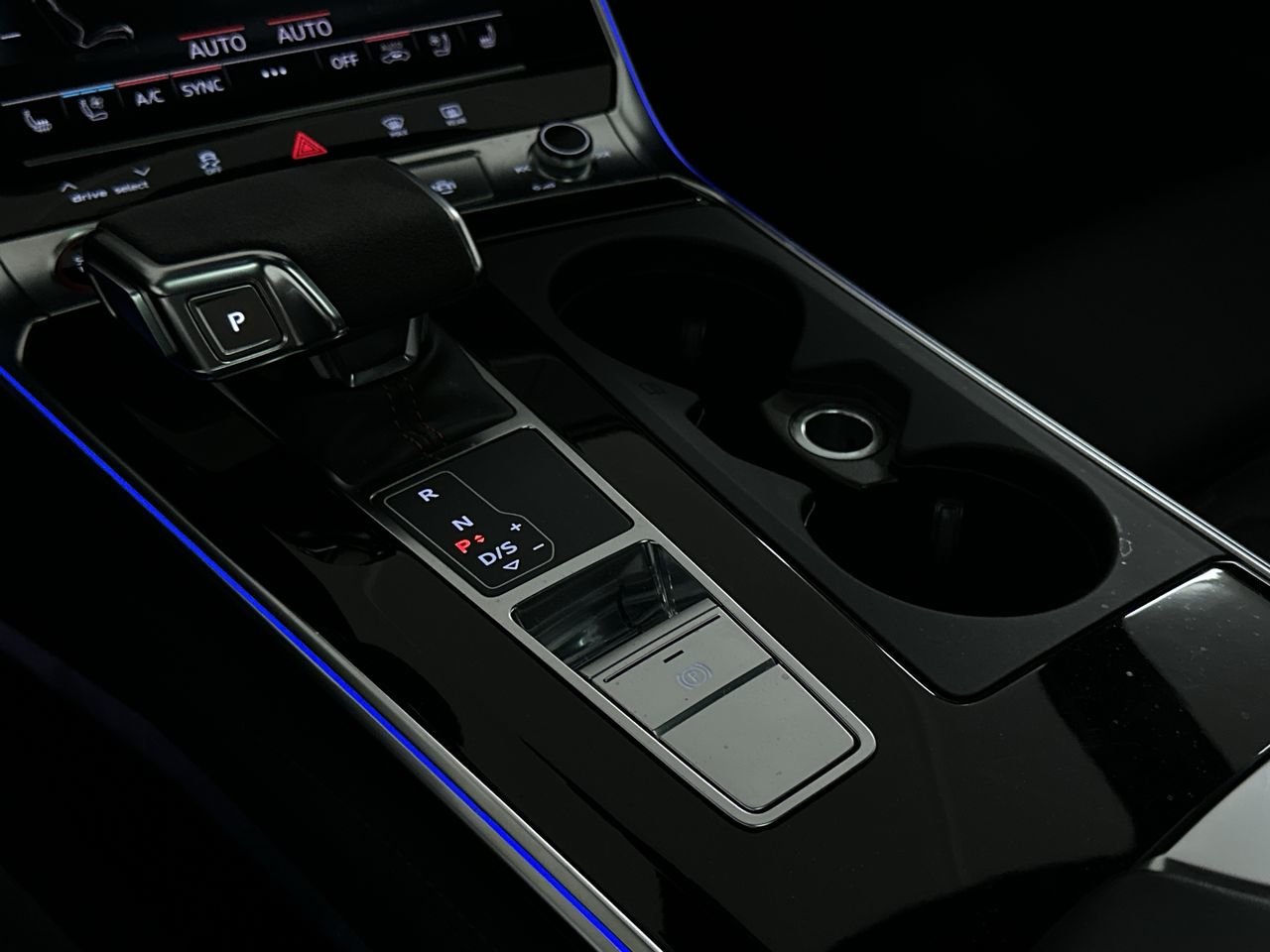 2022 Audi RS 6 Avant 4.0T, Vancouver, Cash