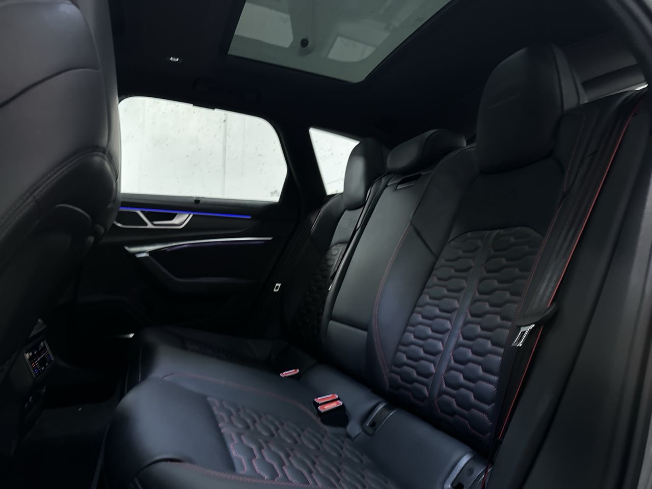 2022 Audi RS 6 Avant 4.0T, Vancouver, Cash