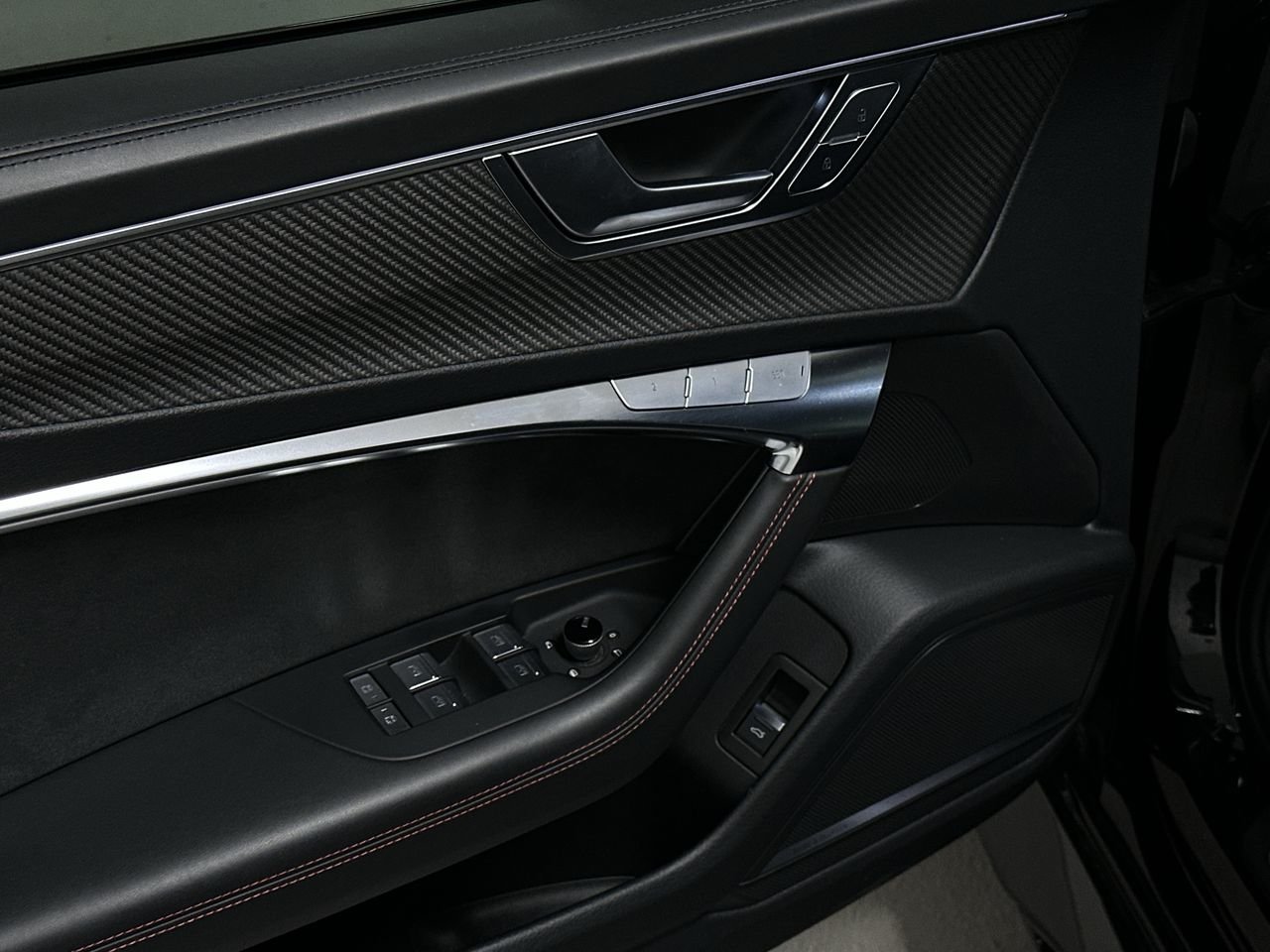 2023 Audi RS 6 Avant 4.0T, Vancouver, Cash