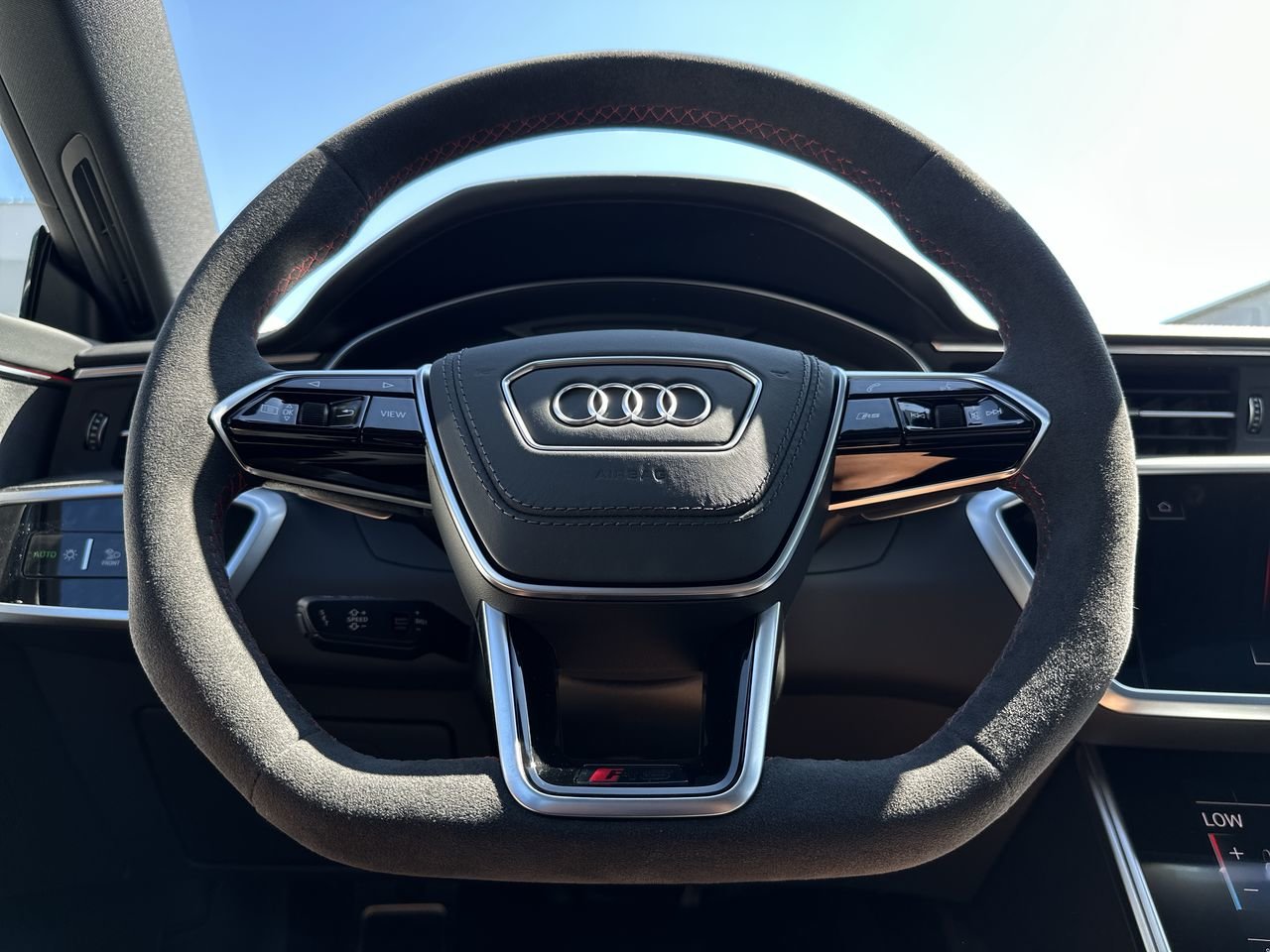 2025 Audi RS 7 4.0T Performance, Vancouver, Cash