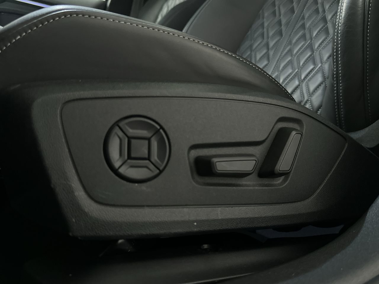 2023 Audi S3 2.0T Technik, Vancouver, Cash