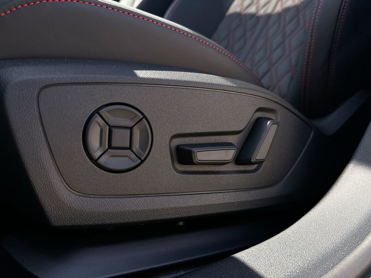 2025 Audi S3 2.0T Progressiv, Vancouver, Cash