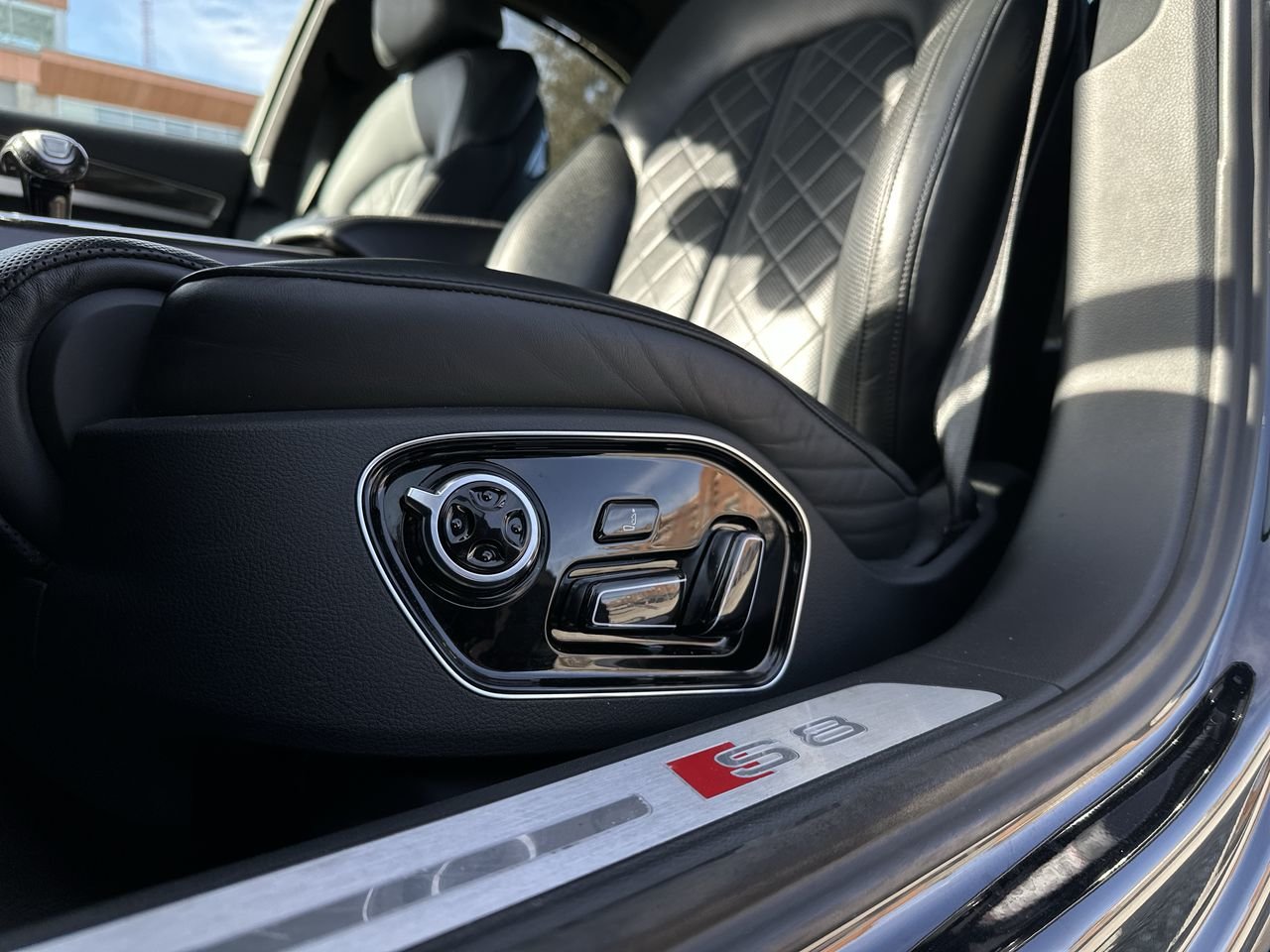 2015 Audi S8 4.0T, 温哥华, 全款车