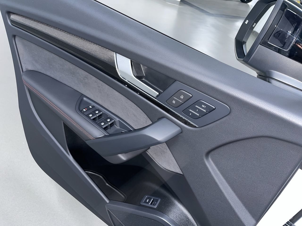 2024 Audi SQ5 3.0T Progressiv, Vancouver, Cash
