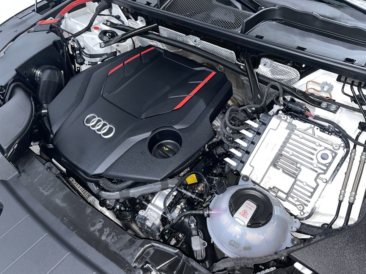 2024 Audi SQ5 3.0T Progressiv, Vancouver, Cash