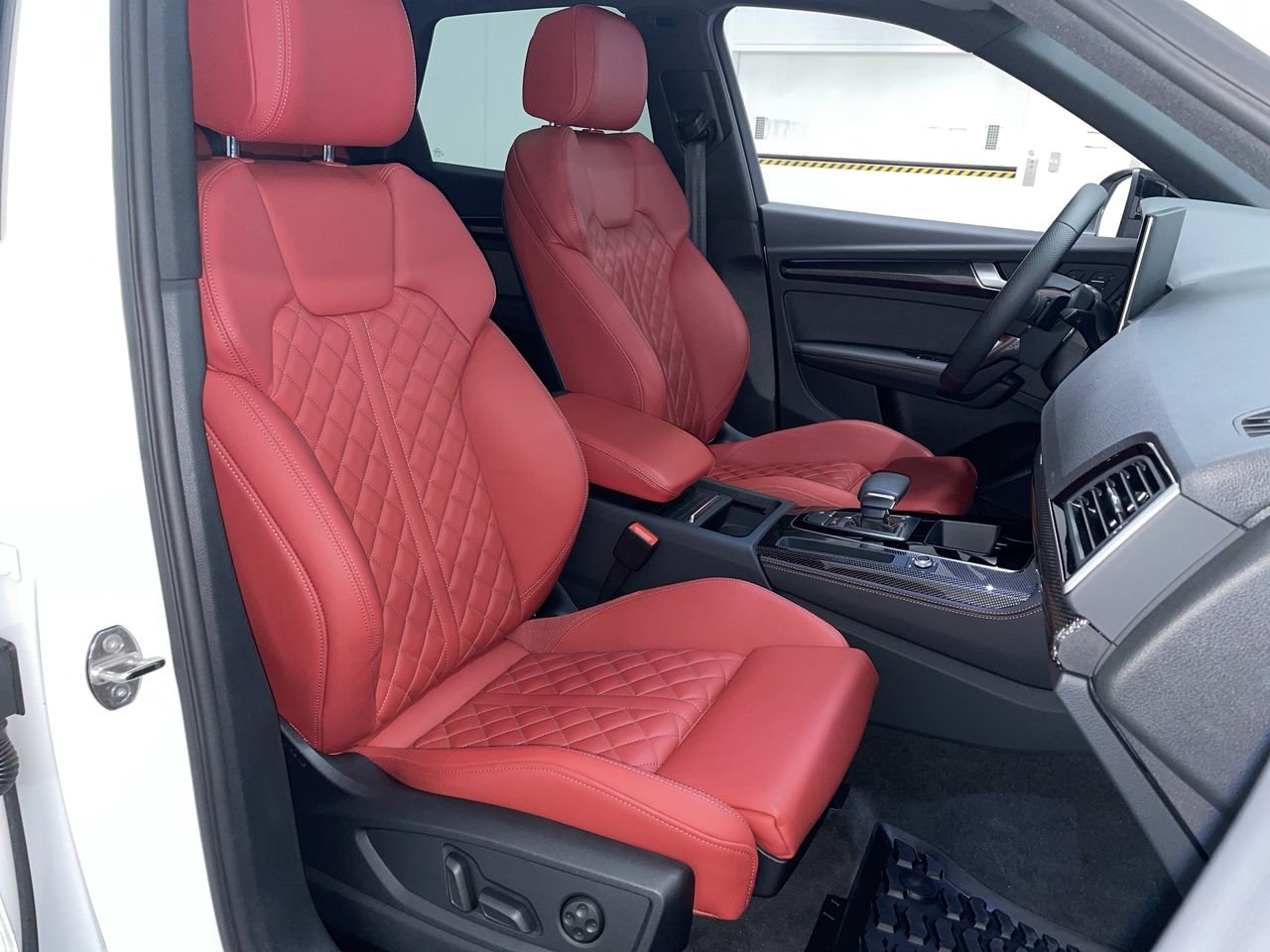 2024 Audi SQ5 3.0T Progressiv, Vancouver, Cash
