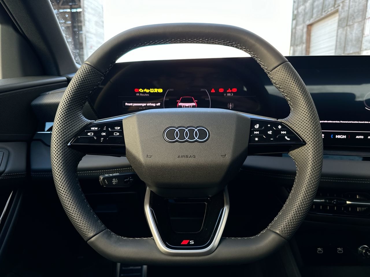 2025 Audi SQ6 e-tron Technik, Vancouver, Cash