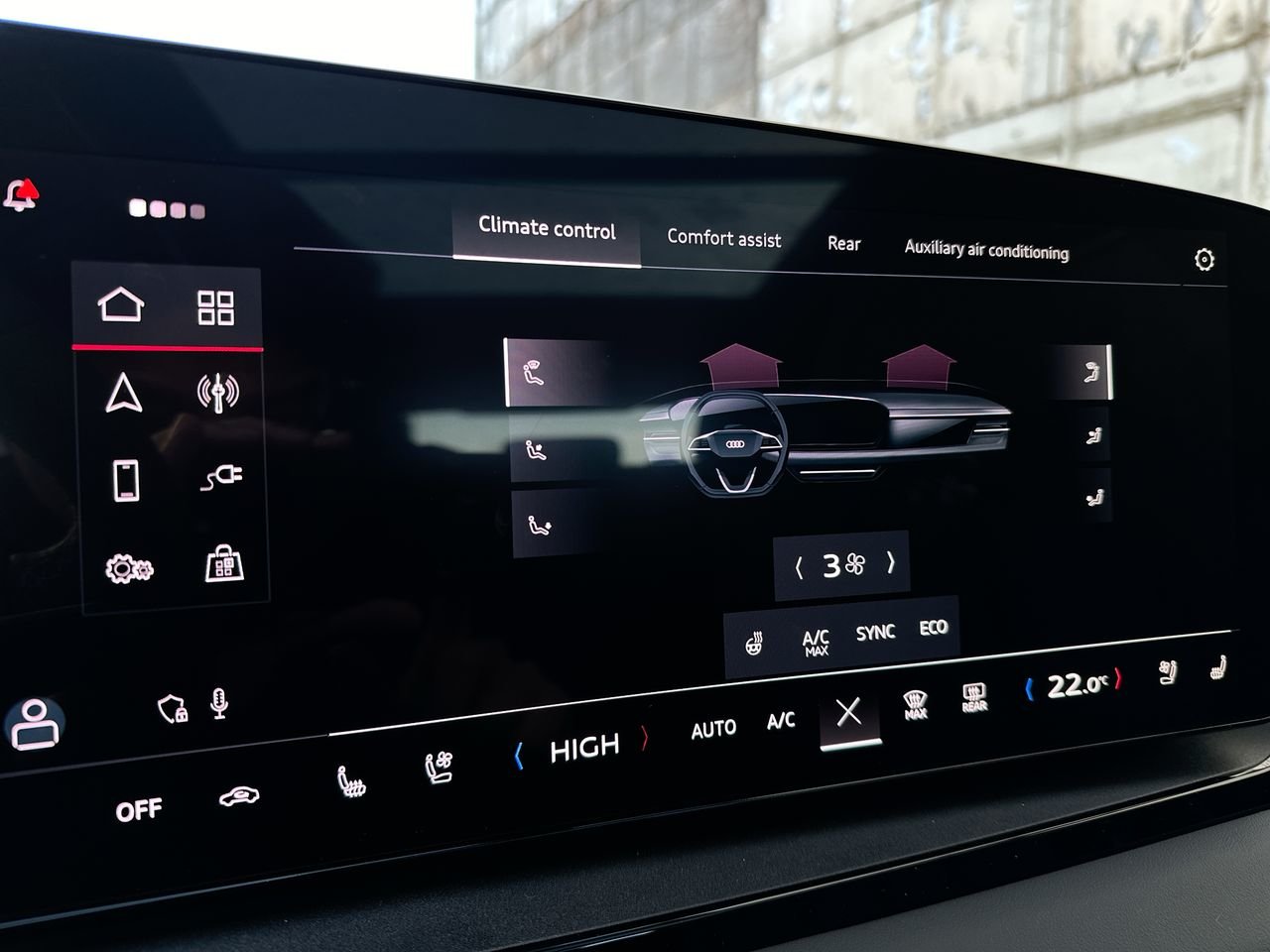 2025 Audi SQ6 e-tron Technik, Vancouver, Cash