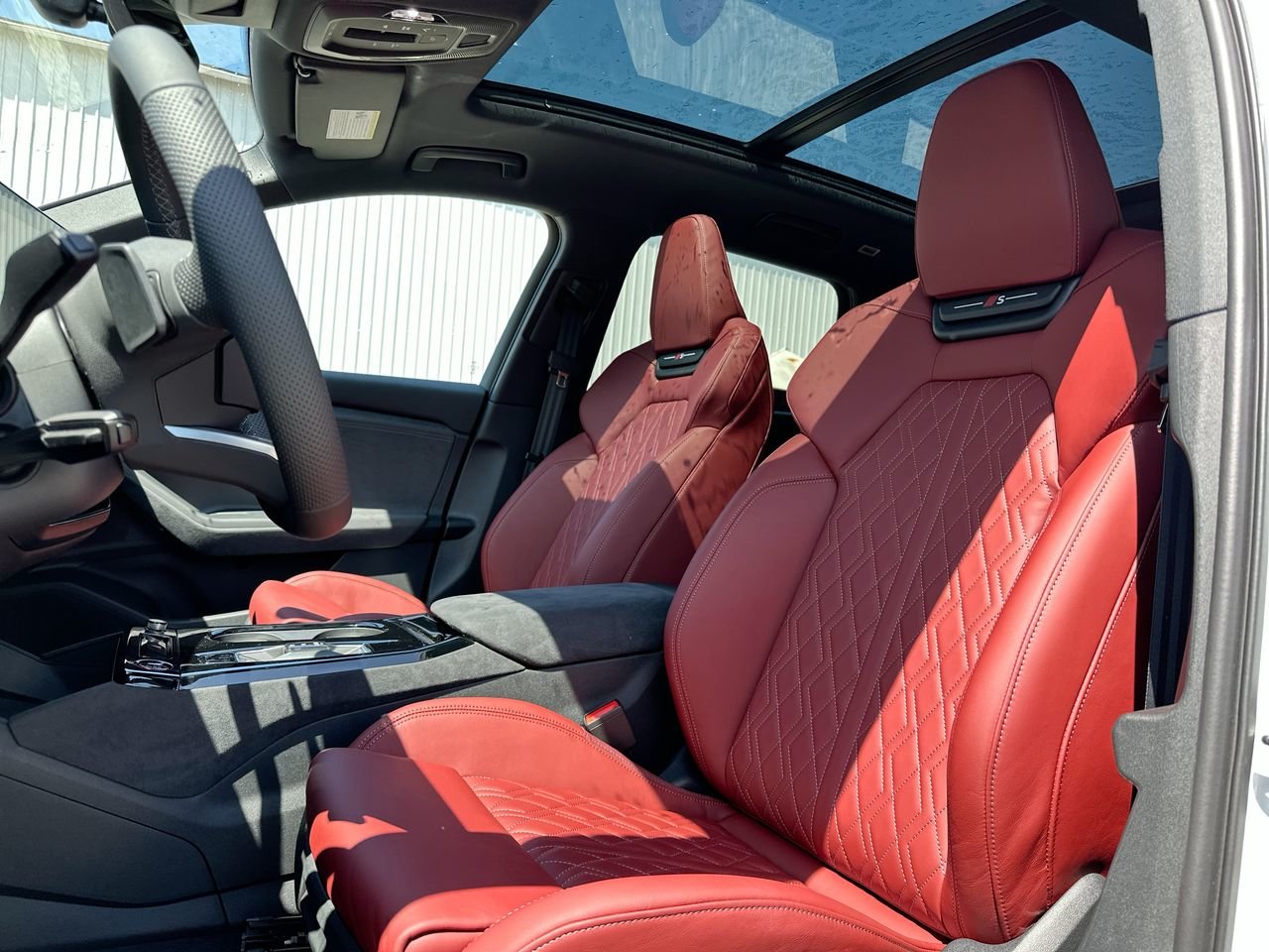 2025 Audi SQ6 e-tron Progressiv, Vancouver, Cash