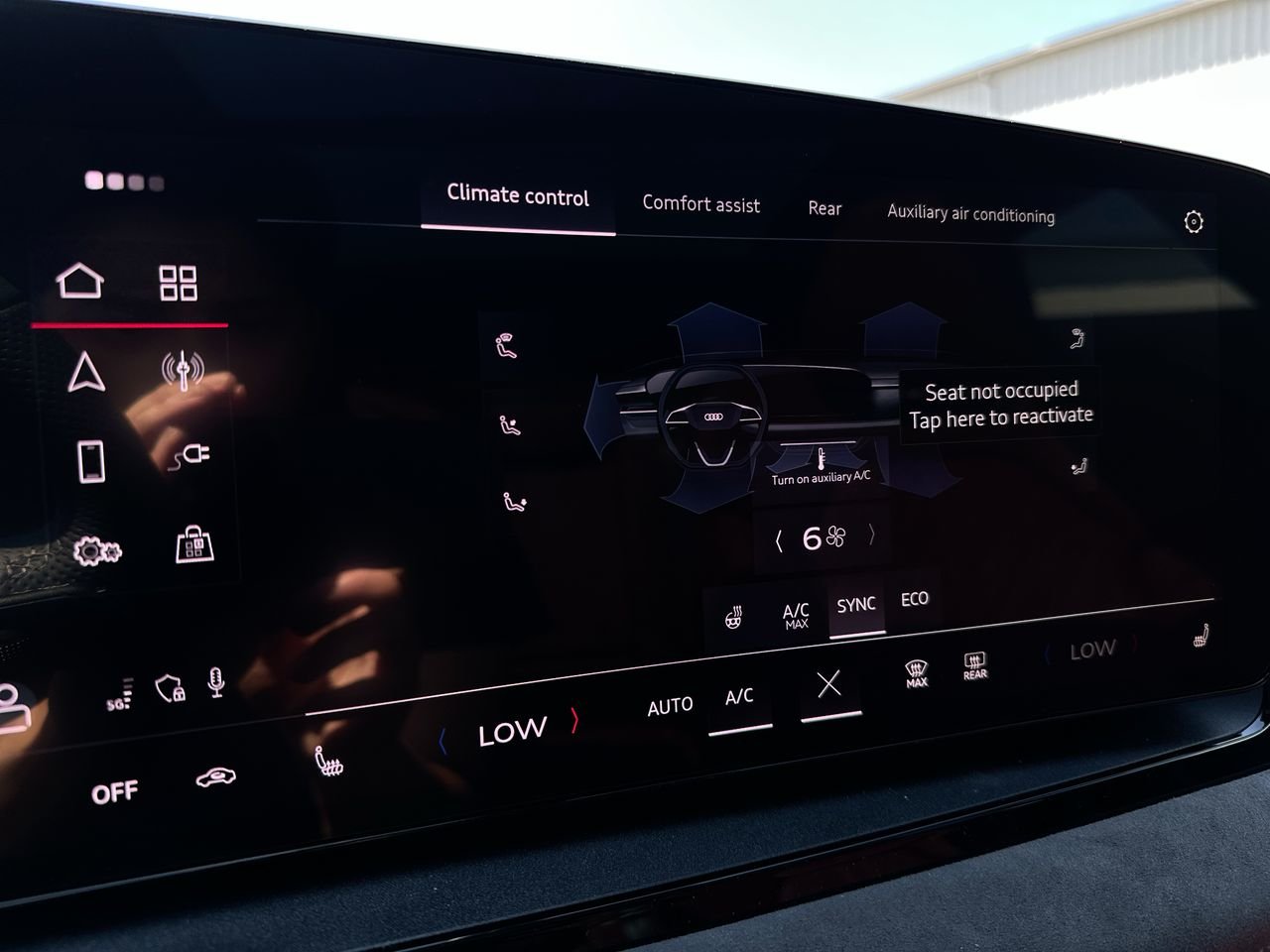 2025 Audi SQ6 e-tron Progressiv, Vancouver, Cash
