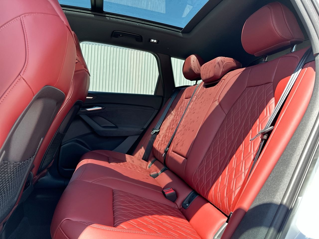 2025 Audi SQ6 e-tron Progressiv, Vancouver, Cash