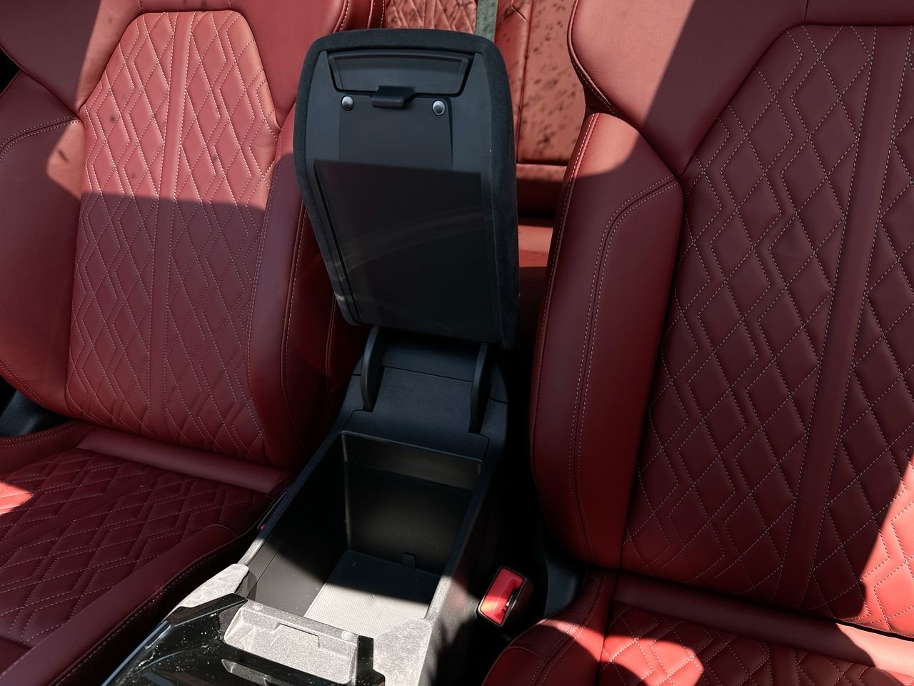 2025 Audi SQ6 e-tron Progressiv, Vancouver, Cash