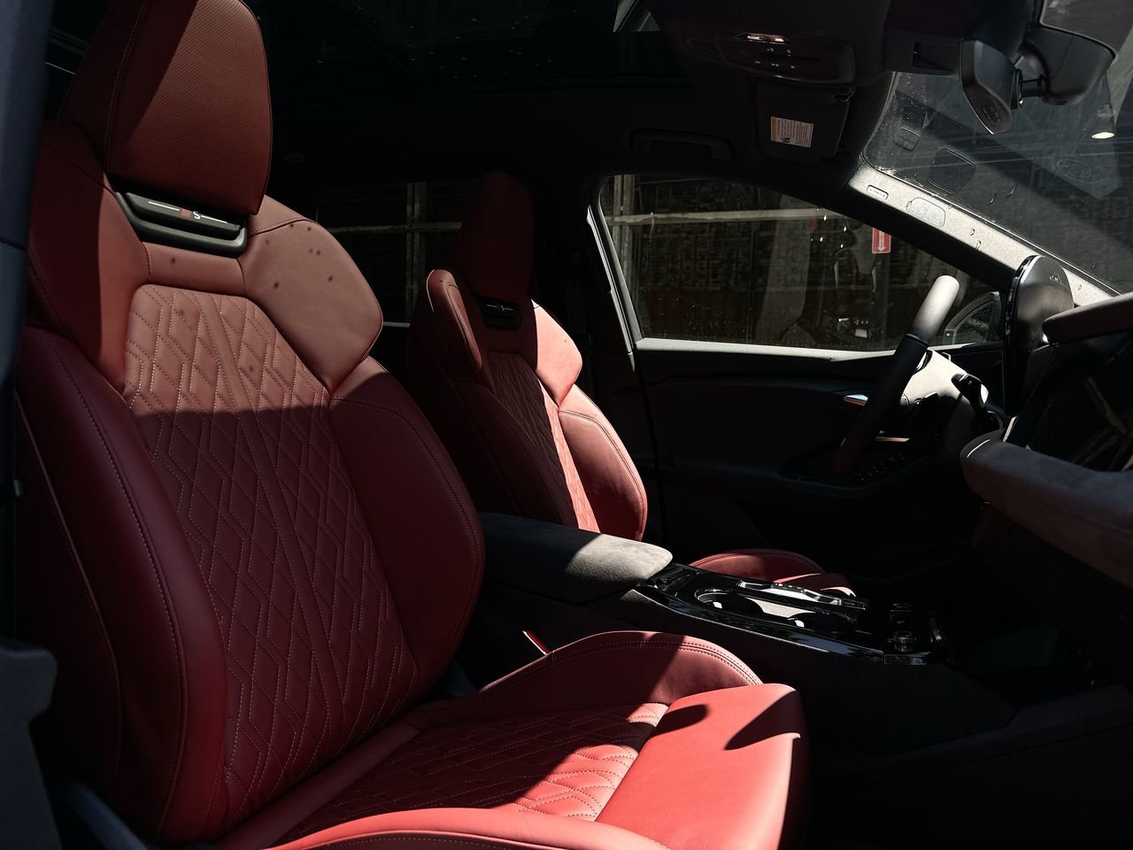 2025 Audi SQ6 e-tron Technik, Vancouver, Cash