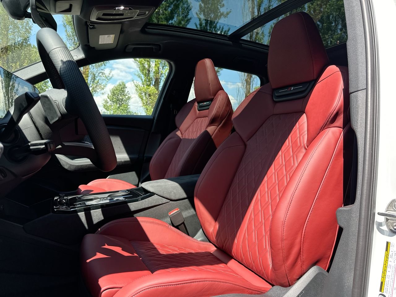 2025 Audi SQ6 e-tron Technik, Vancouver, Cash