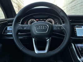 2026 Audi SQ7 4.0T, Vancouver, Cash
