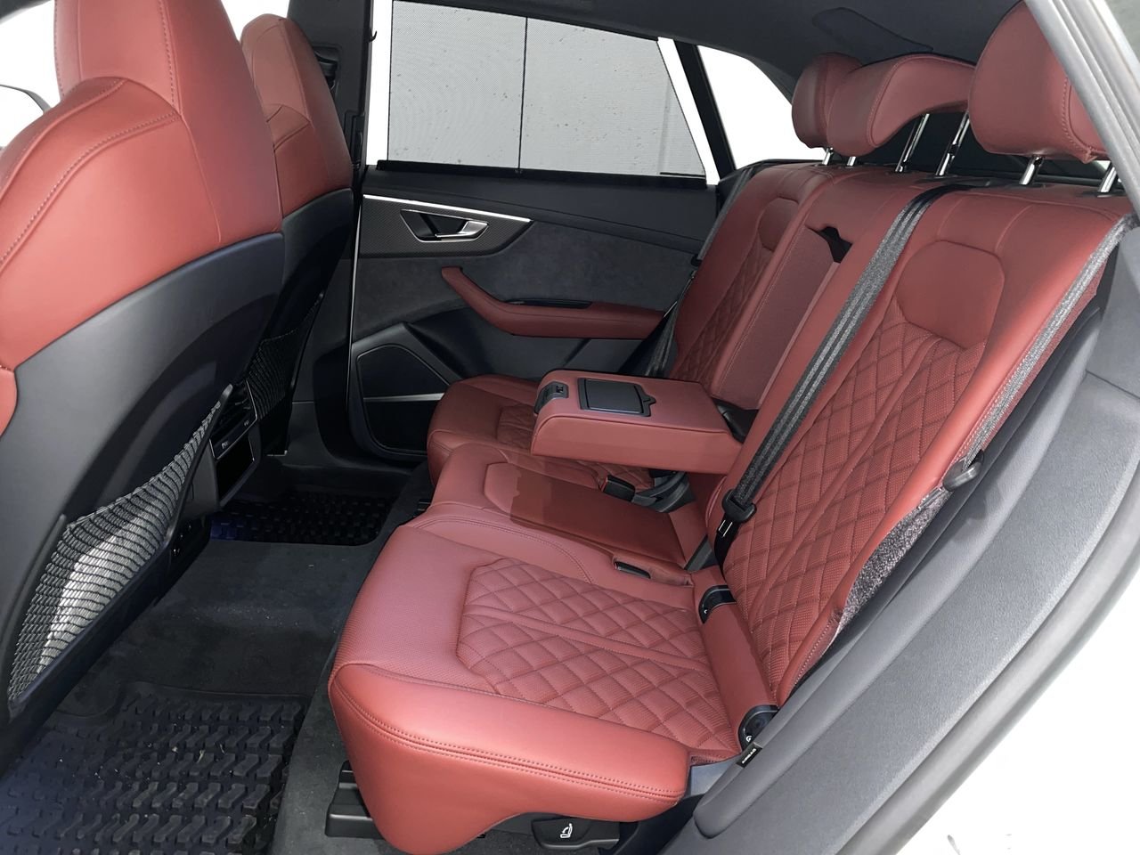 2025 Audi SQ8 4.0T, Vancouver, Cash