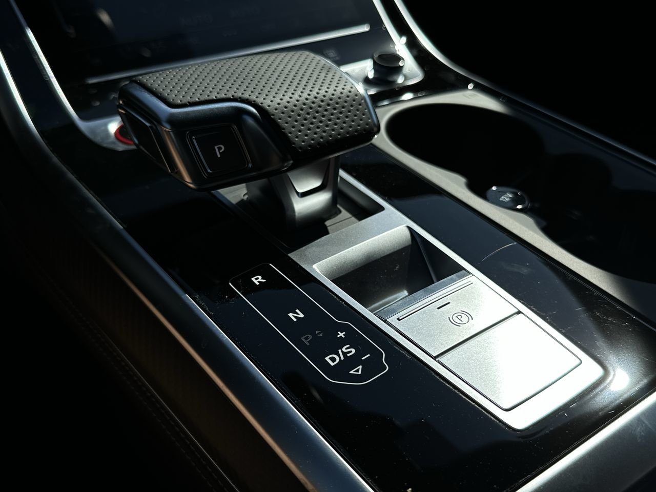 2025 Audi SQ8 4.0T, Vancouver, Cash