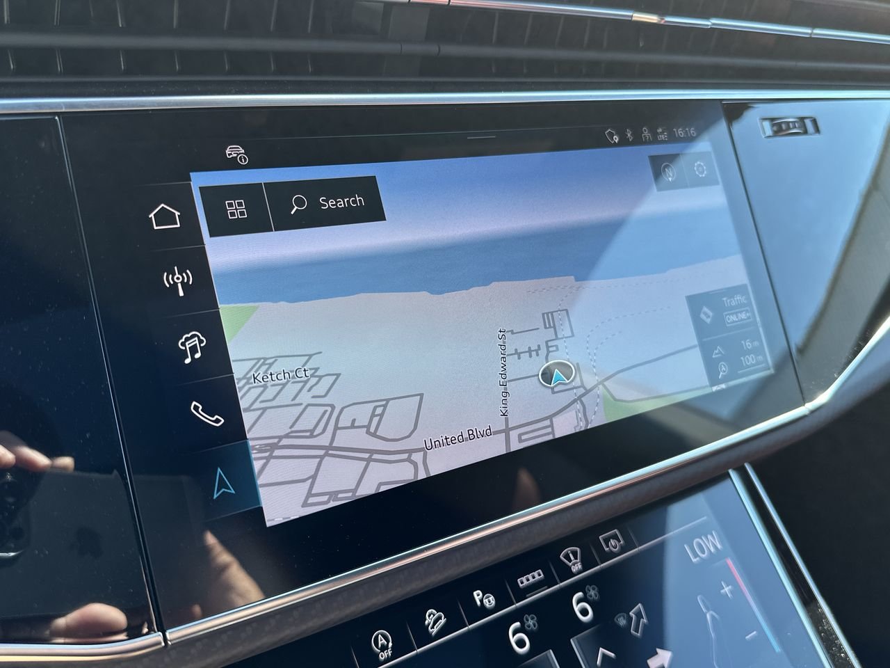 2025 Audi SQ8 4.0T, Vancouver, Cash