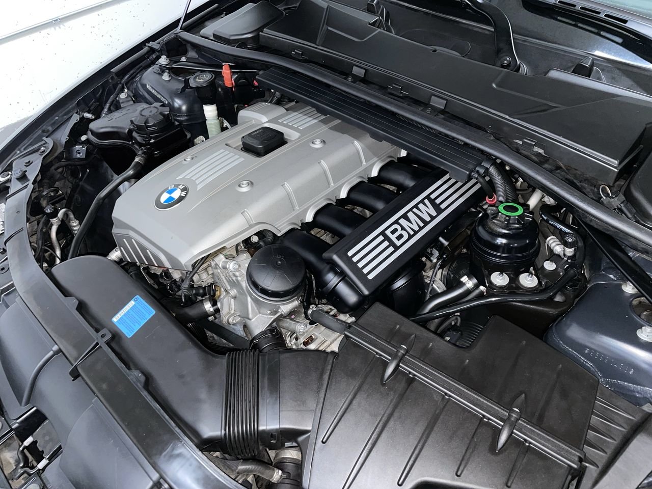 2006 BMW 323i Sedan, 温哥华, 全款车