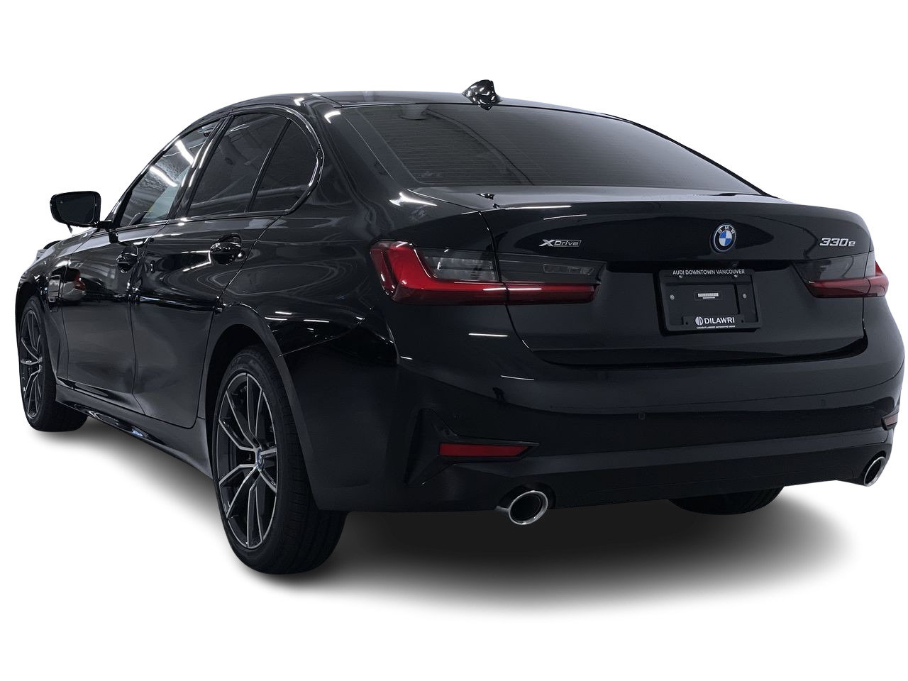 2022 BMW 330e xDrive, Vancouver, Cash