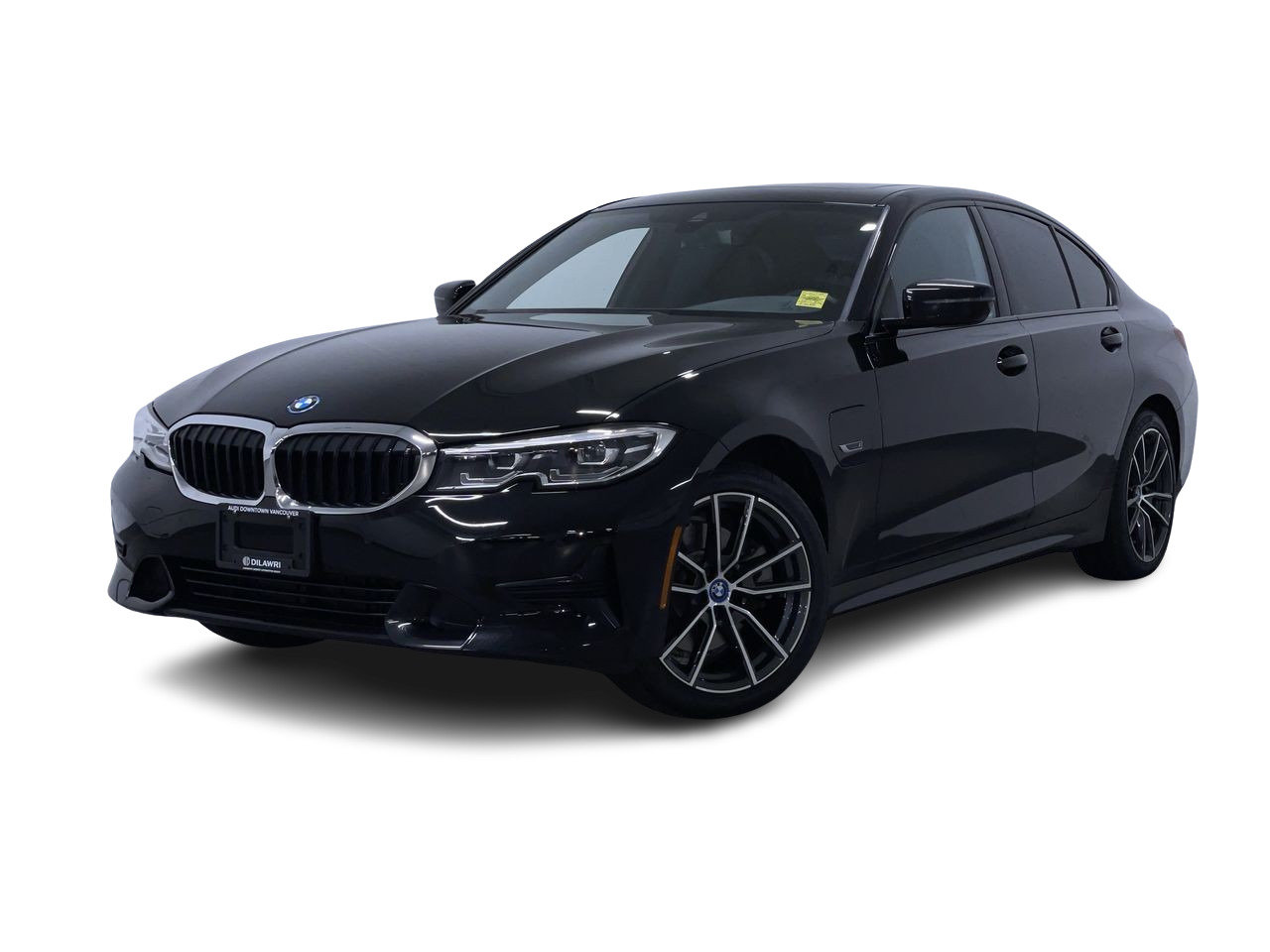 2022 BMW 330e xDrive, Vancouver, Cash