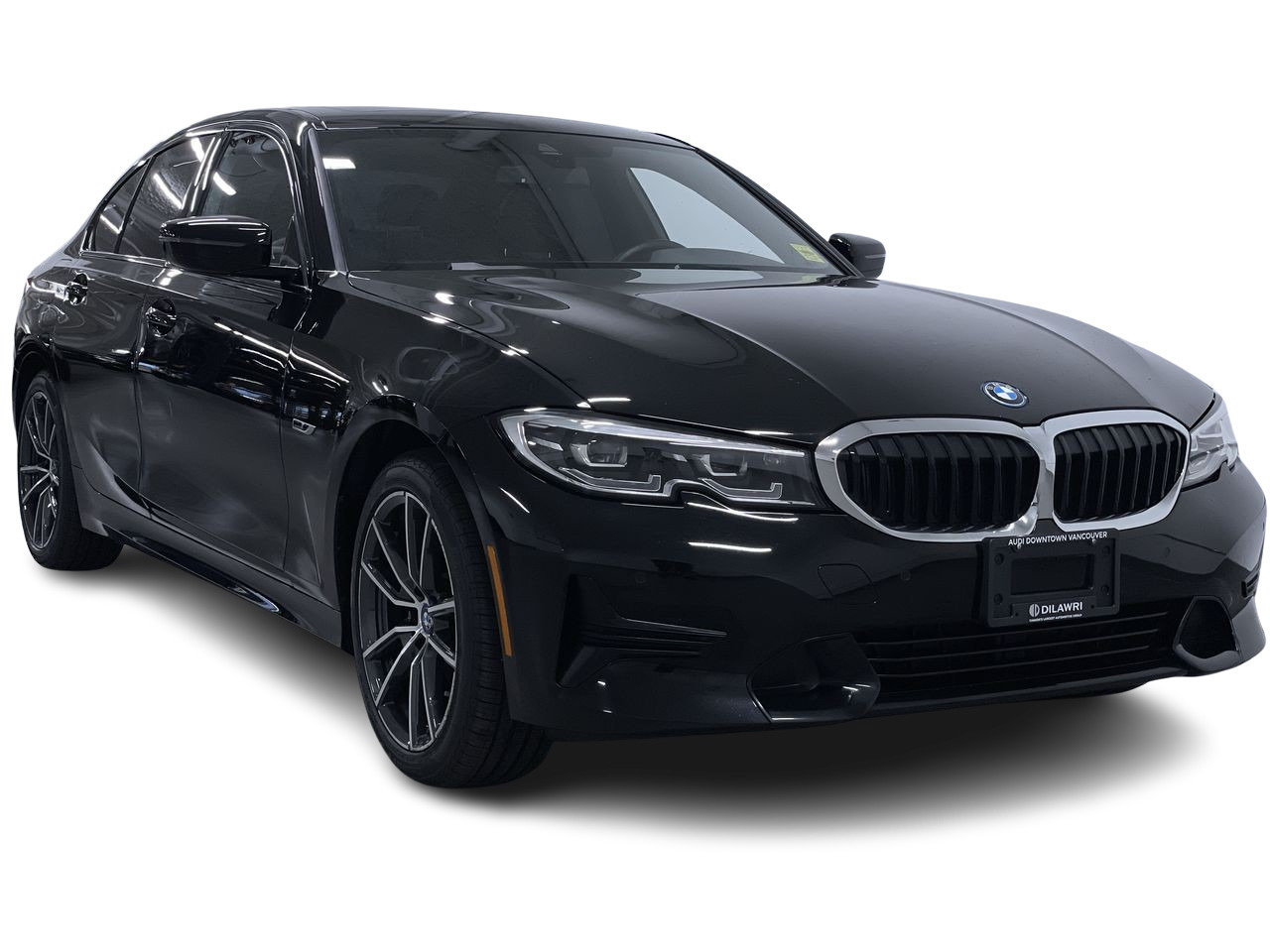 2022 BMW 330e xDrive, Vancouver, Cash