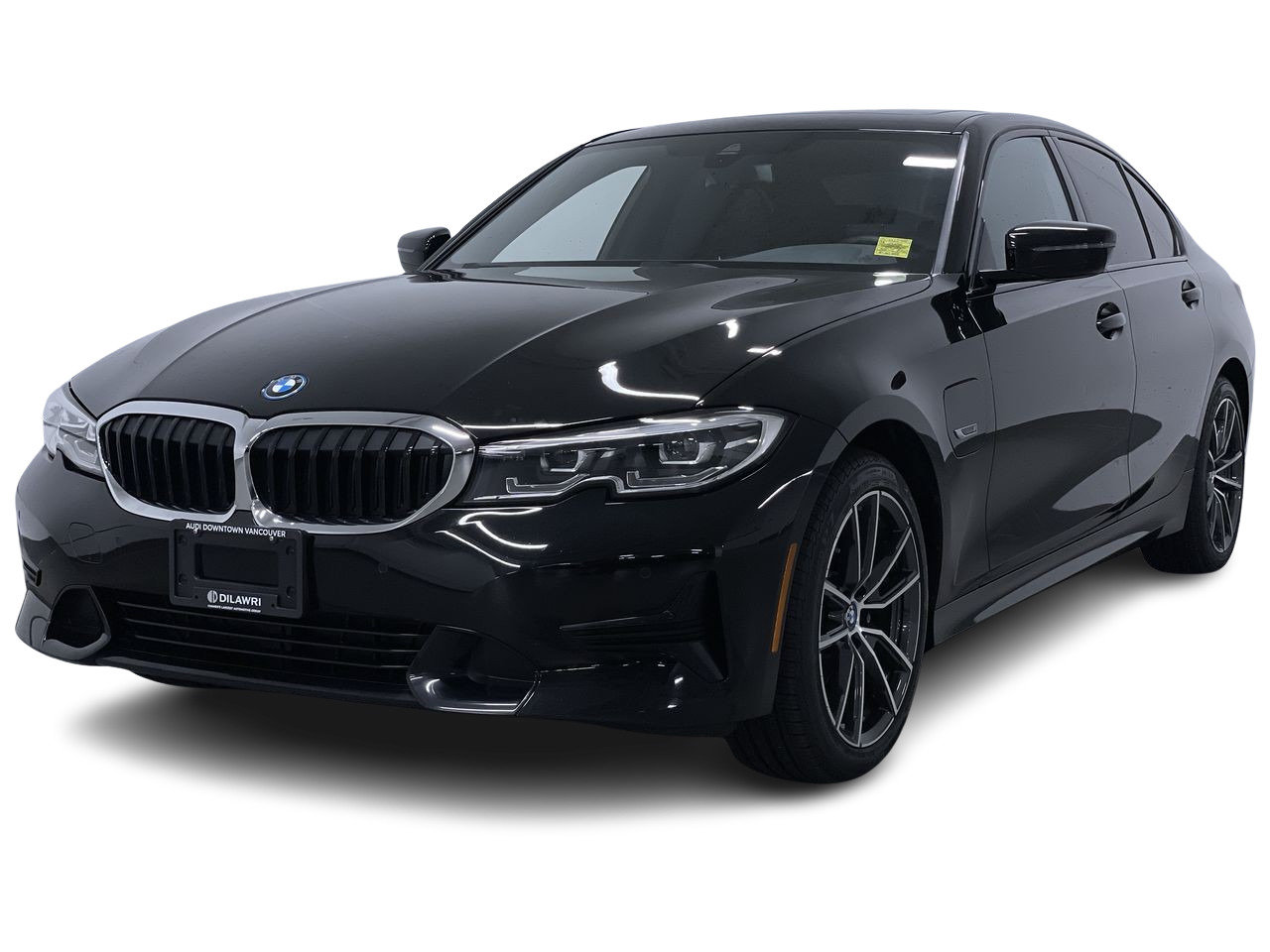 2022 BMW 330e xDrive, Vancouver, Cash