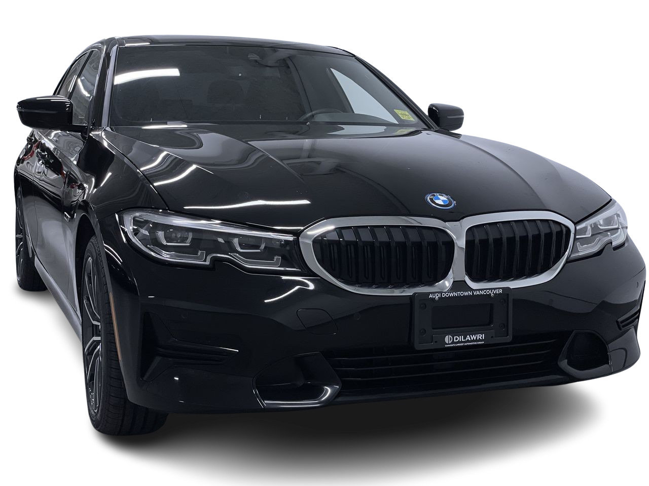 2022 BMW 330e xDrive, Vancouver, Cash
