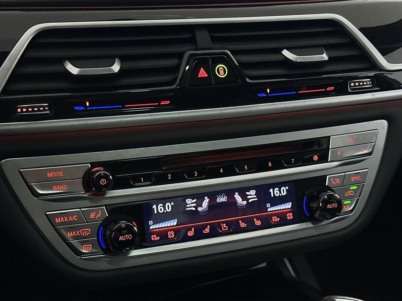 2018 BMW 750i xDrive, 温哥华, 全款车