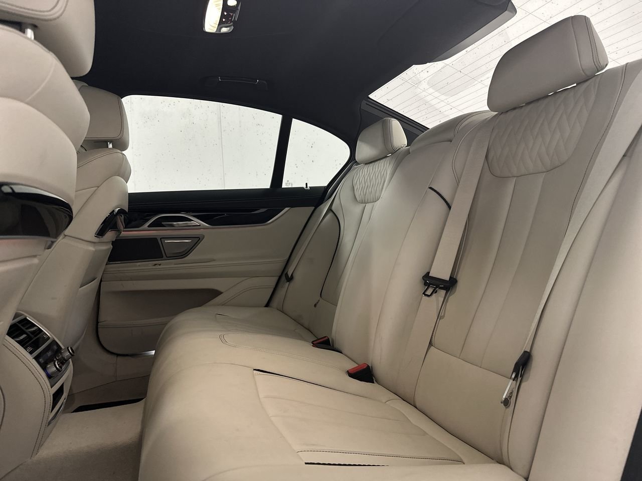 2018 BMW 750i xDrive, Vancouver, Cash