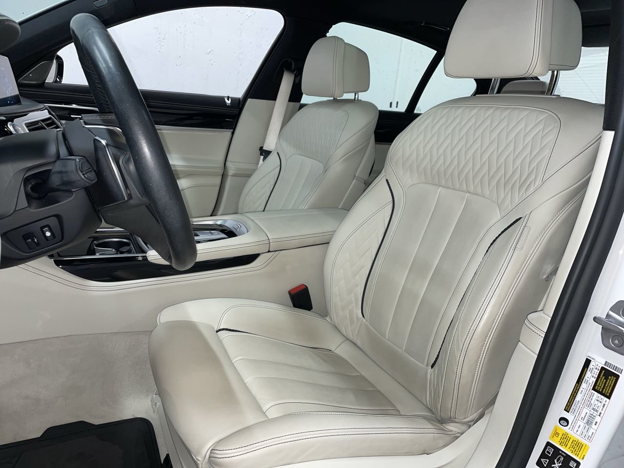 2018 BMW 750i xDrive, Vancouver, Cash