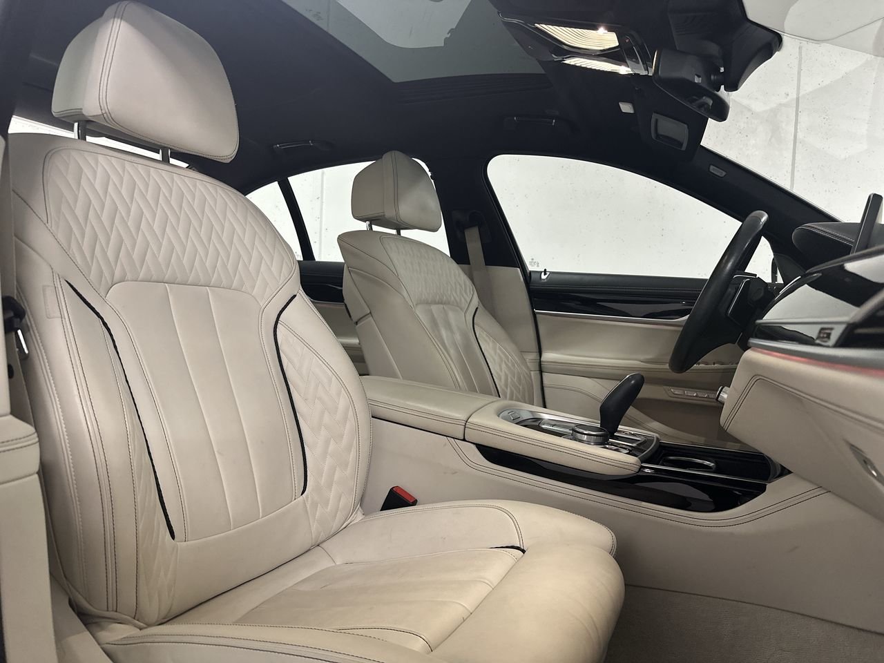 2018 BMW 750i xDrive, Vancouver, Cash