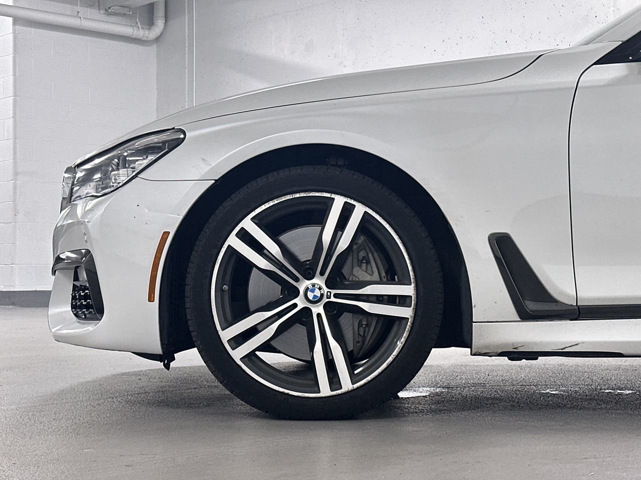 2018 BMW 750i xDrive, Vancouver, Cash