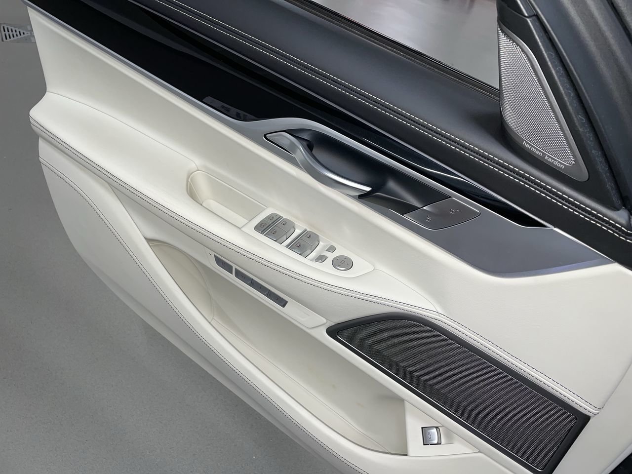 2018 BMW 750i xDrive, Vancouver, Cash