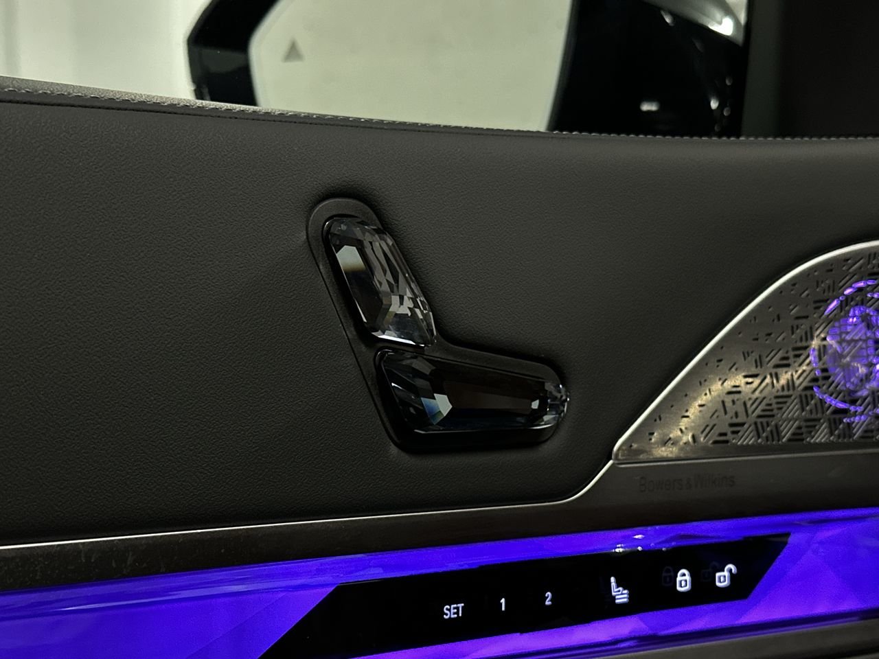 2024 BMW i7 xDrive60, 温哥华, 全款车