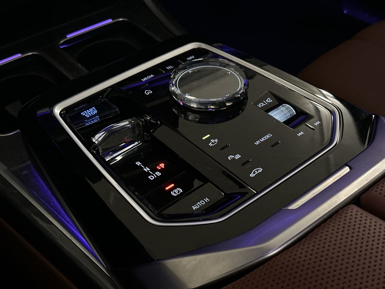2024 BMW i7 xDrive60, 温哥华, 全款车