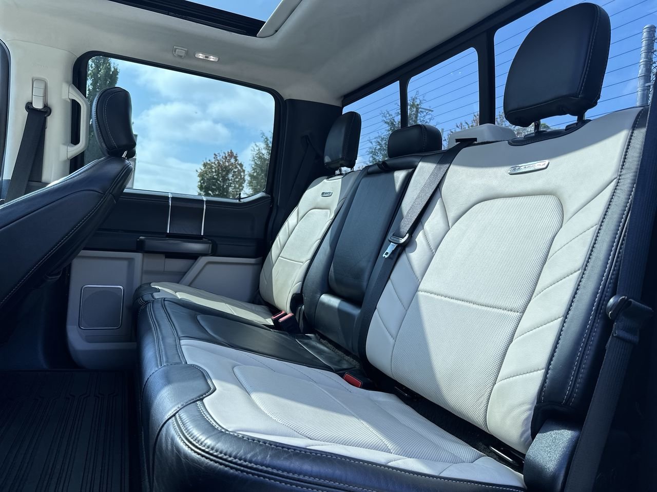 2021 Ford F-350 Limited, Vancouver, Cash